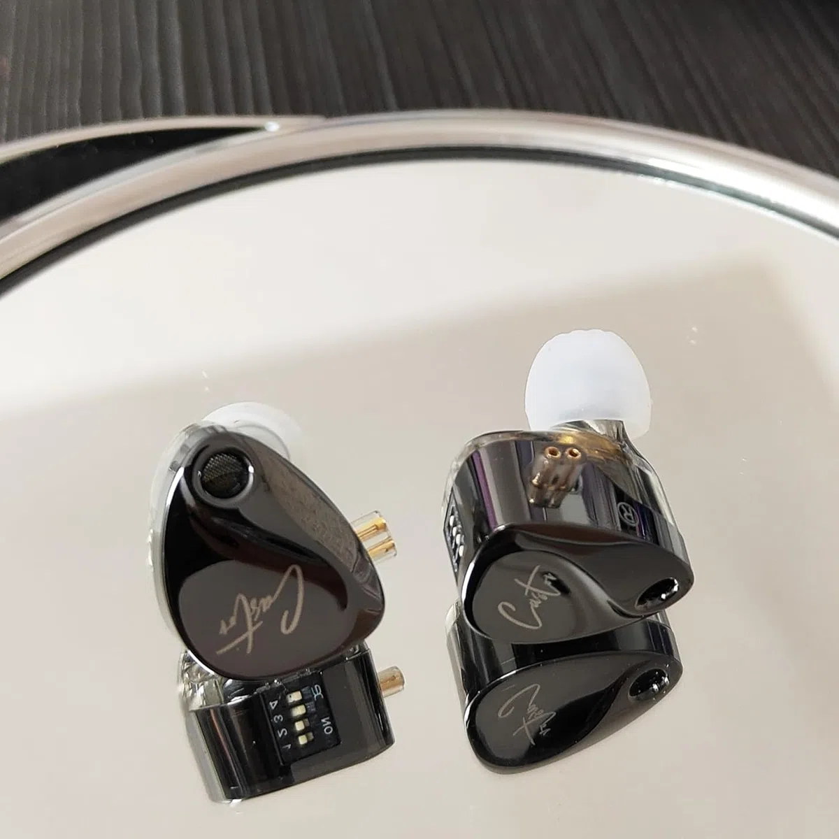 KZ Castor In Ear Monitor, Dual Dynamic Treiber, kabelgebundenes HiFi IEM, verbesserte Bass Sound abstimmung für In-Ear-Kopfhörer, abnehmbares 2-poliges Kabel (schwarz verbesserter Bass,kein Mikro)