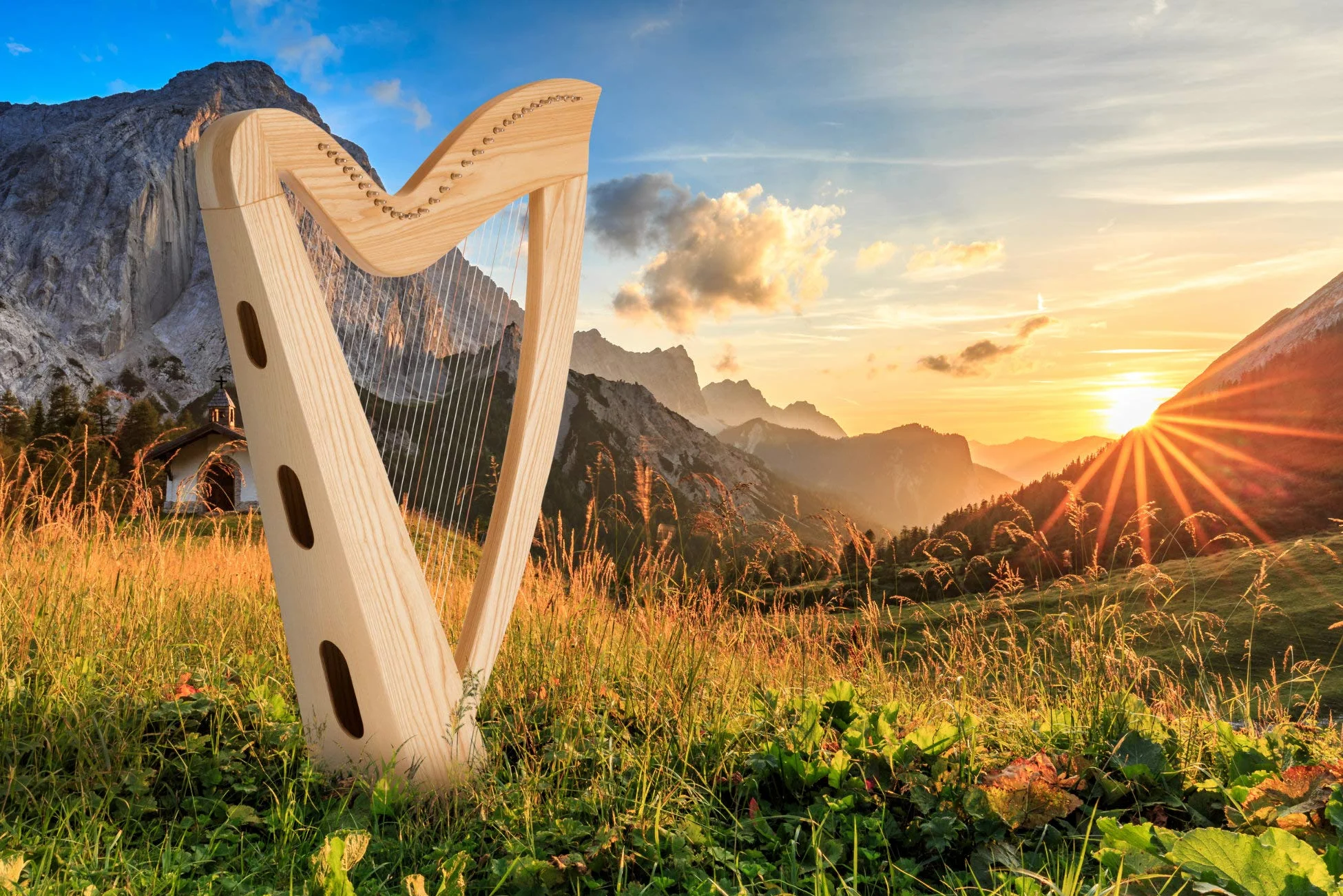 Classic Cantabile H-29 Keltische Harfe 29 Saiten - Celtic Harp mit 29 Saiten - In Es-Dur gestimmt - Mit Halbtonmechanik - Aus Eschenholz - Inklusive Tasche und 2 Stimmschlüssel - Höhe: 101 cm