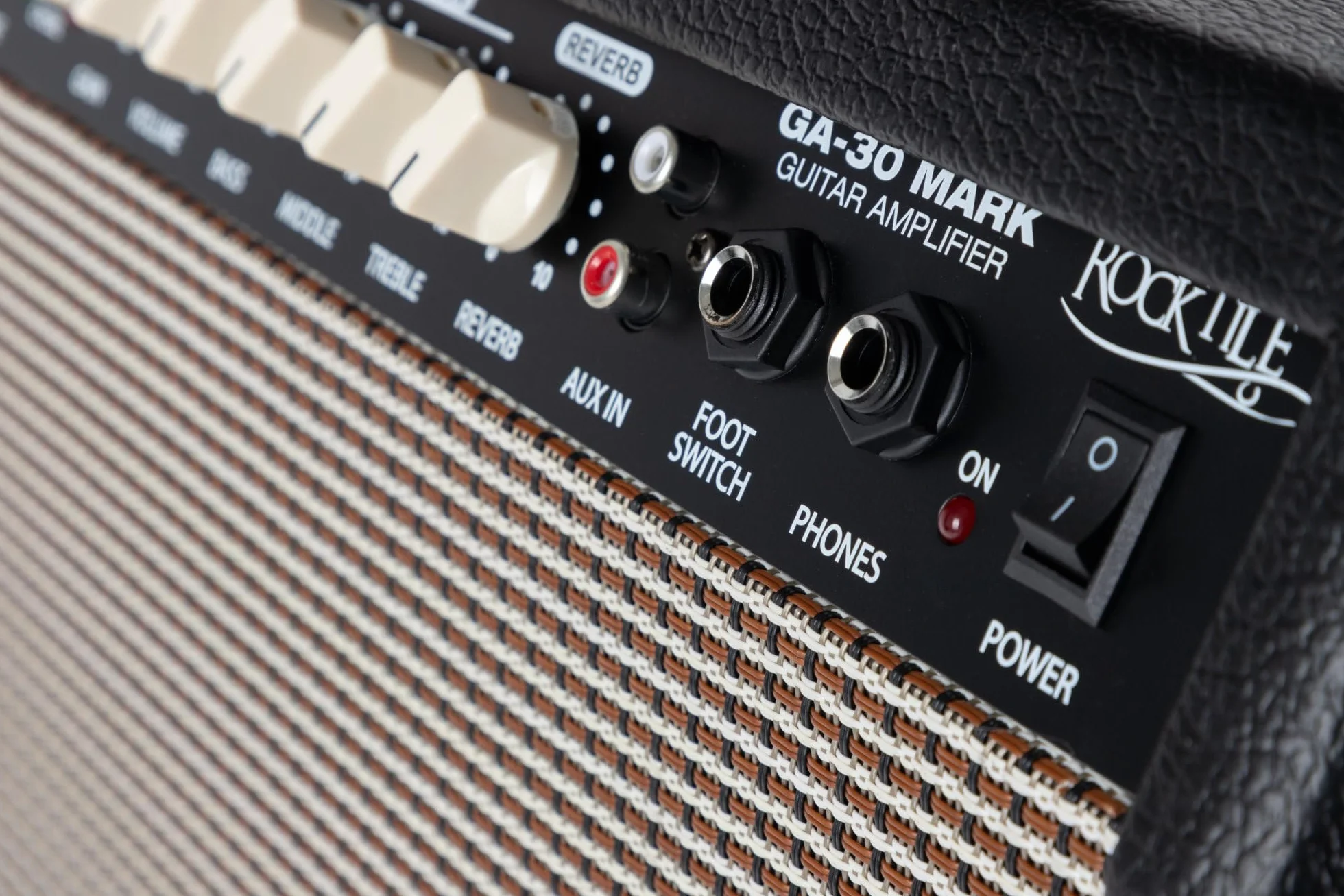 Rocktile GA-30 Mark Gitarrenverstärker (30 Watt Gitarrencombo, 2 Kanäle (Clean/Drive), 8" Speaker, mit Hall-Effekt schwarz