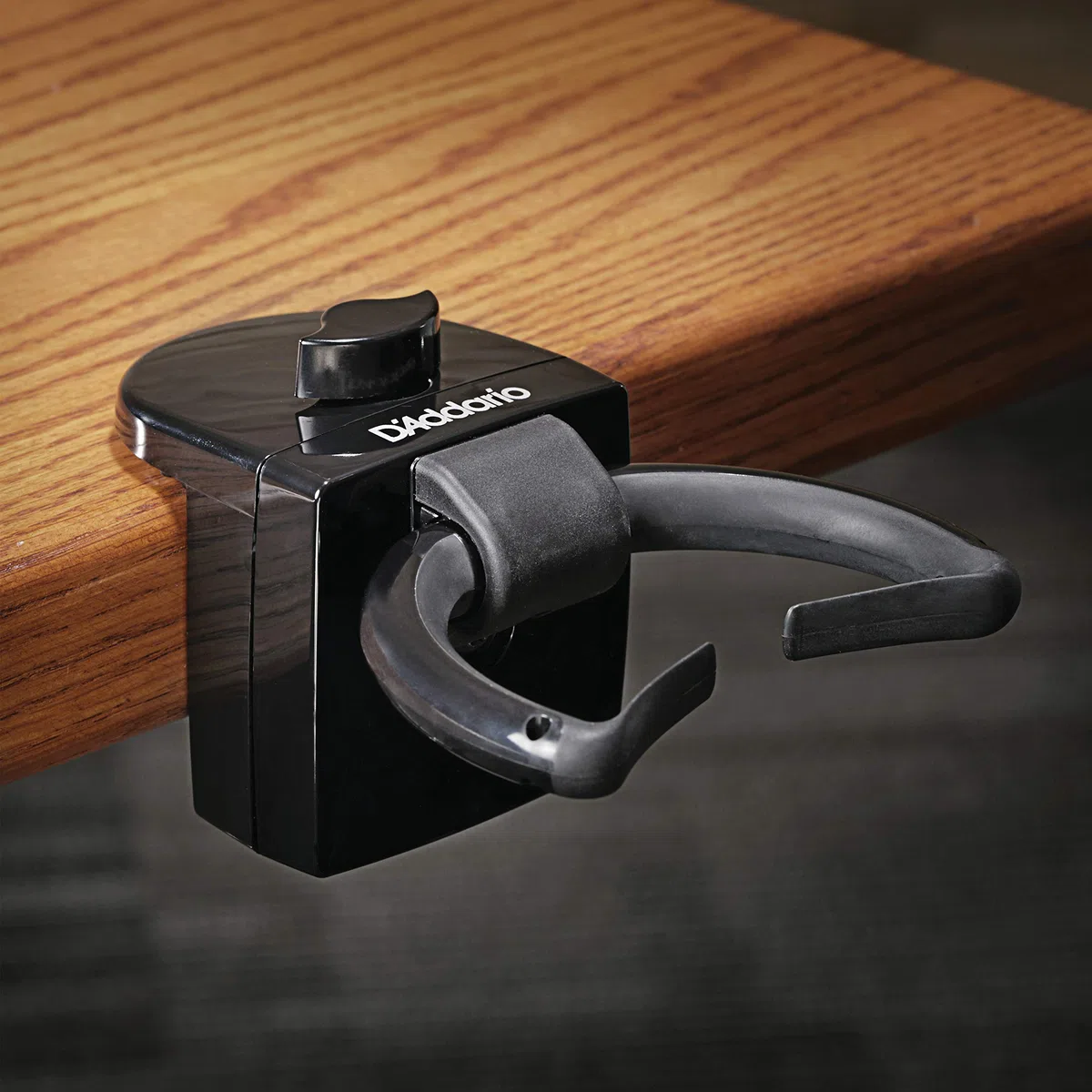 Planet Waves PW-GD-01 Guitar Support Guitar Dock 360° drehbar, leicht, kompakt, Plastik schwarz