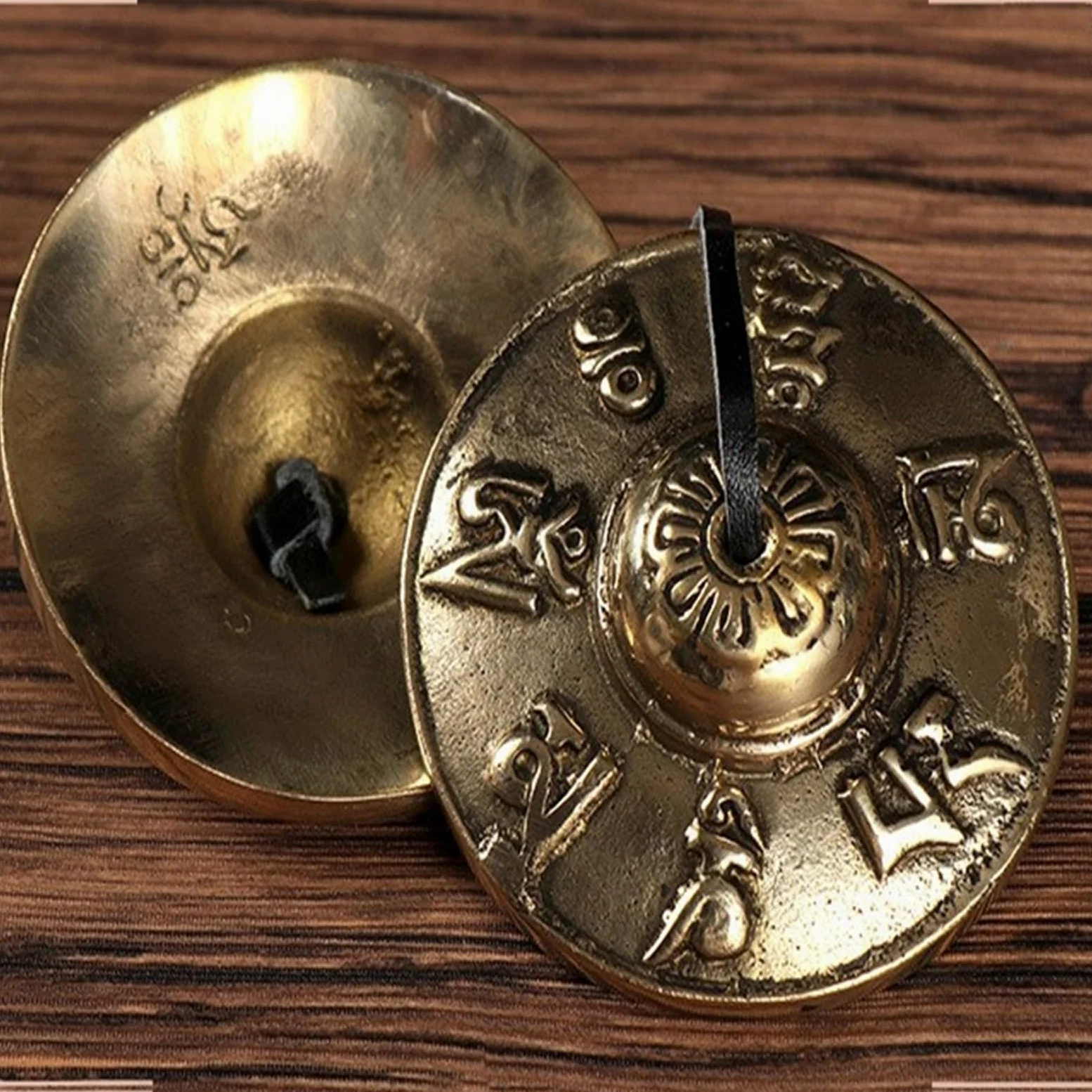 Nepal Tibetan zimbeln Tingsha Buddhist for Sound Healing Nepalesische Glocken, klangstab, zimbel und doppelte Glocken werden oft als ethnische Instrumente, Meditation und Oper verwendet