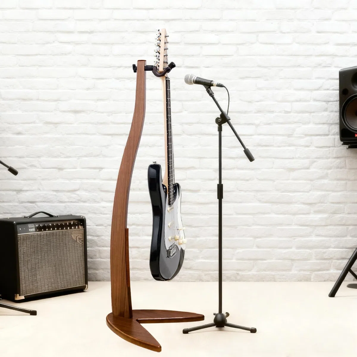 MUSO Gitarren-Bass-Aufhänger aus Massivholz, Bogenhalter in Meerjungfrau-Form zur Präsentation und Aufbewahrung, 106,7 cm Höhe, kratzfest und stoßfest, deorate Studios, Wohnzimmer und Bühne (schwarze