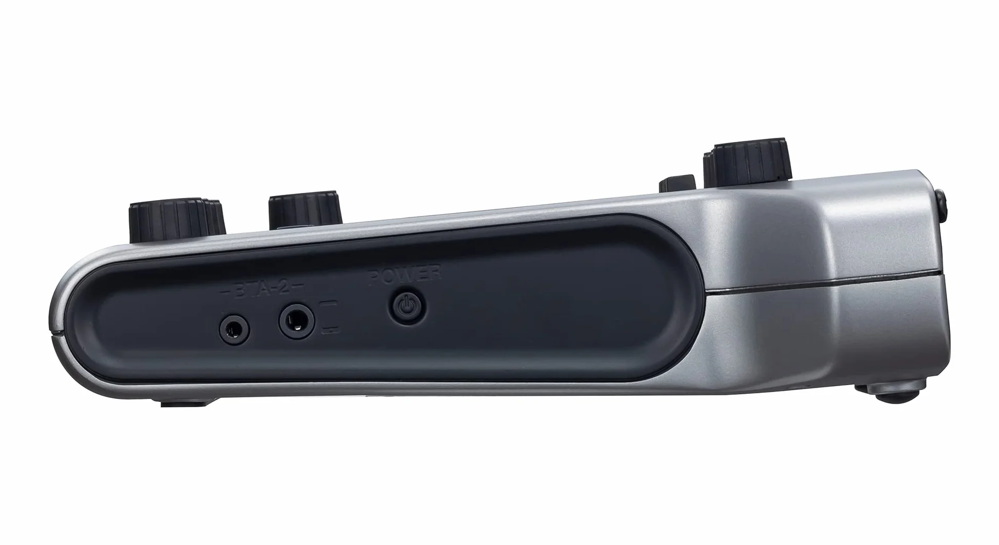 ZOOM P4 PodTrak – Mobiler Podcast-Recorder und Mixer mit 4 XLR Mikrofoneingängen & USB-Interface für Studio, Interview & Livestream