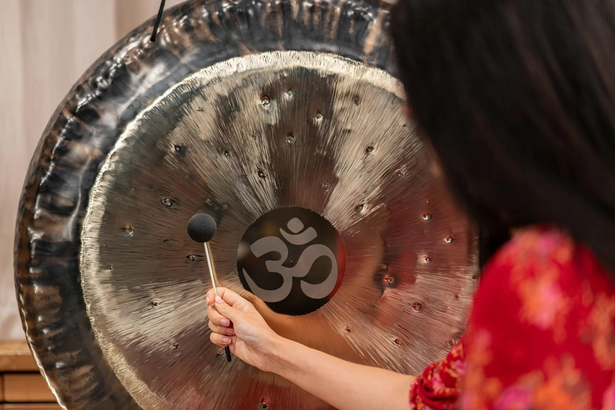 Sonic Energy Gong Resonant Mallet – Gong Reiber mit 40 mm Durchmesser – Schlägel mit Gummikopf – Für Gongspieler, Percussion, Meditation (G-RM-40)