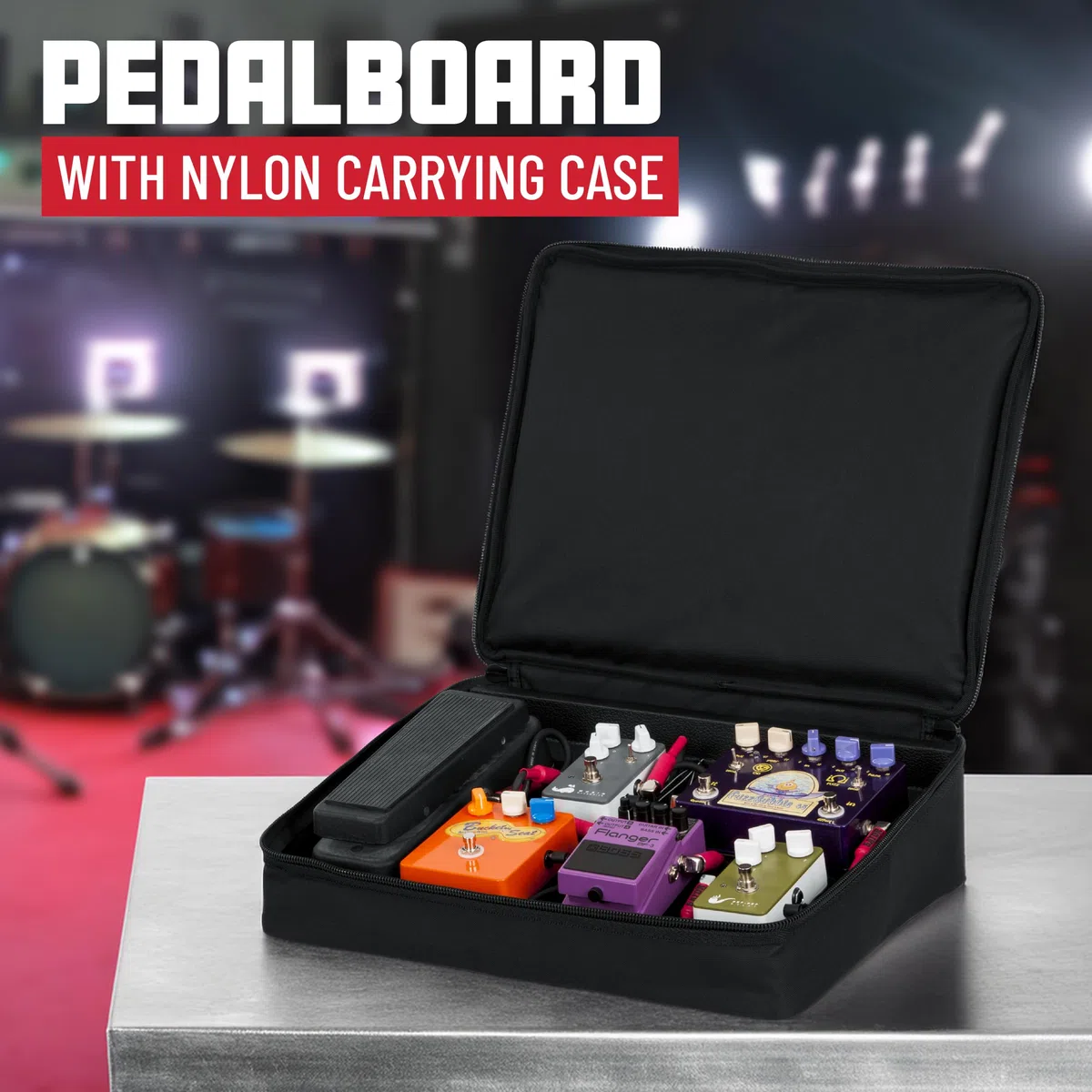 Gator Cases Pedalboard 42 x 30 cm mit Tragetasche – Effektboard für Gitarristen & Bassisten – Aluminium, leicht & robust – inkl. Klettband & Kabelmanagement (Modell GPTBLACK)