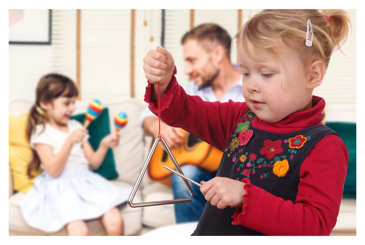 5x Classic Cantabile Triangel mit Schlägel - Triangle aus Stahl für Kinder und Musikalische Früherziehung - Schlaginstrument mit 10cm (4") Größe und Klöppel - ideal für Kindergarten