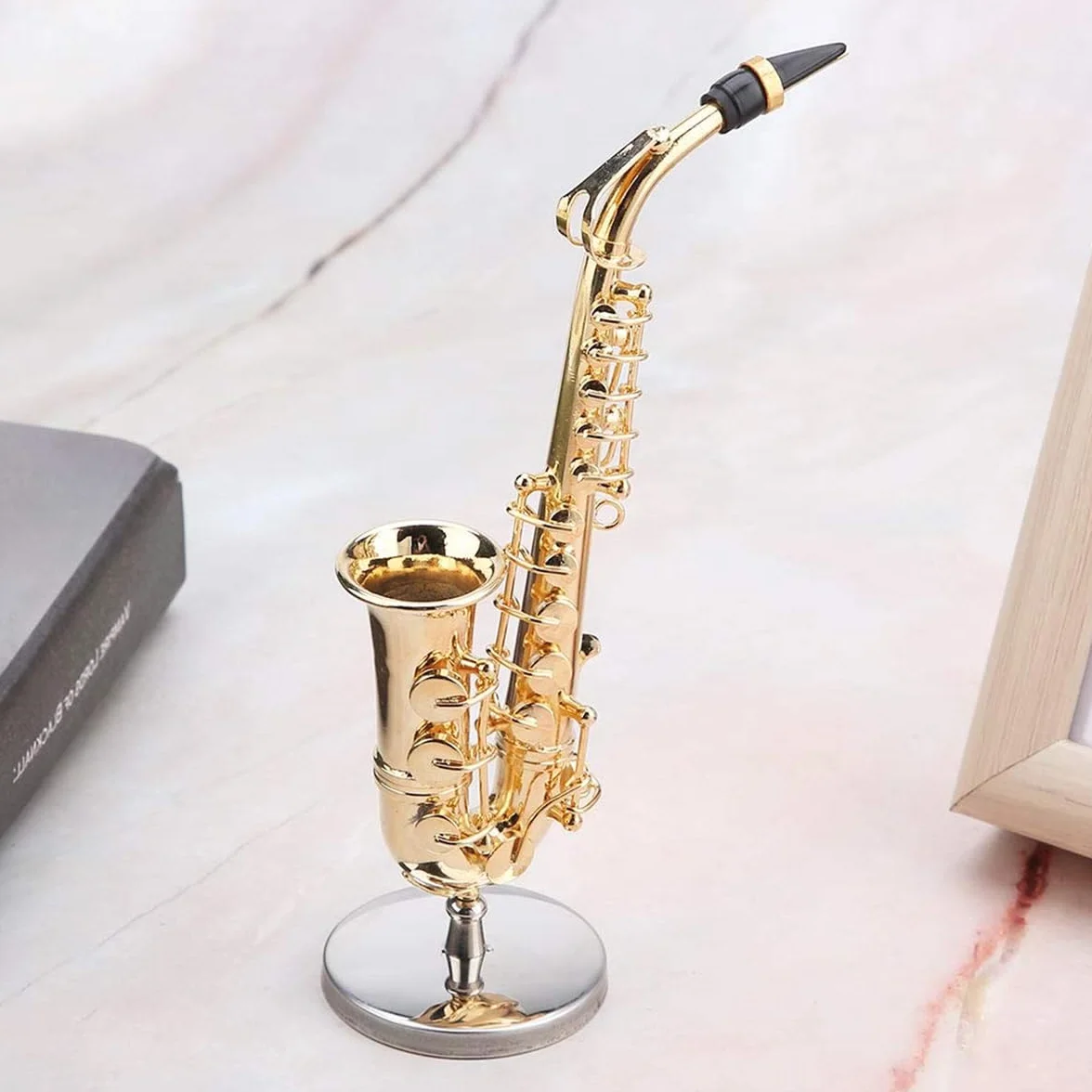 Miniatur-Altsaxophon, dekoratives Modell, Messing, vergoldet, Mini-Saxophon für Musikliebhaber, Lehrer, mit Ständer und Koffer, Sammler-Replik