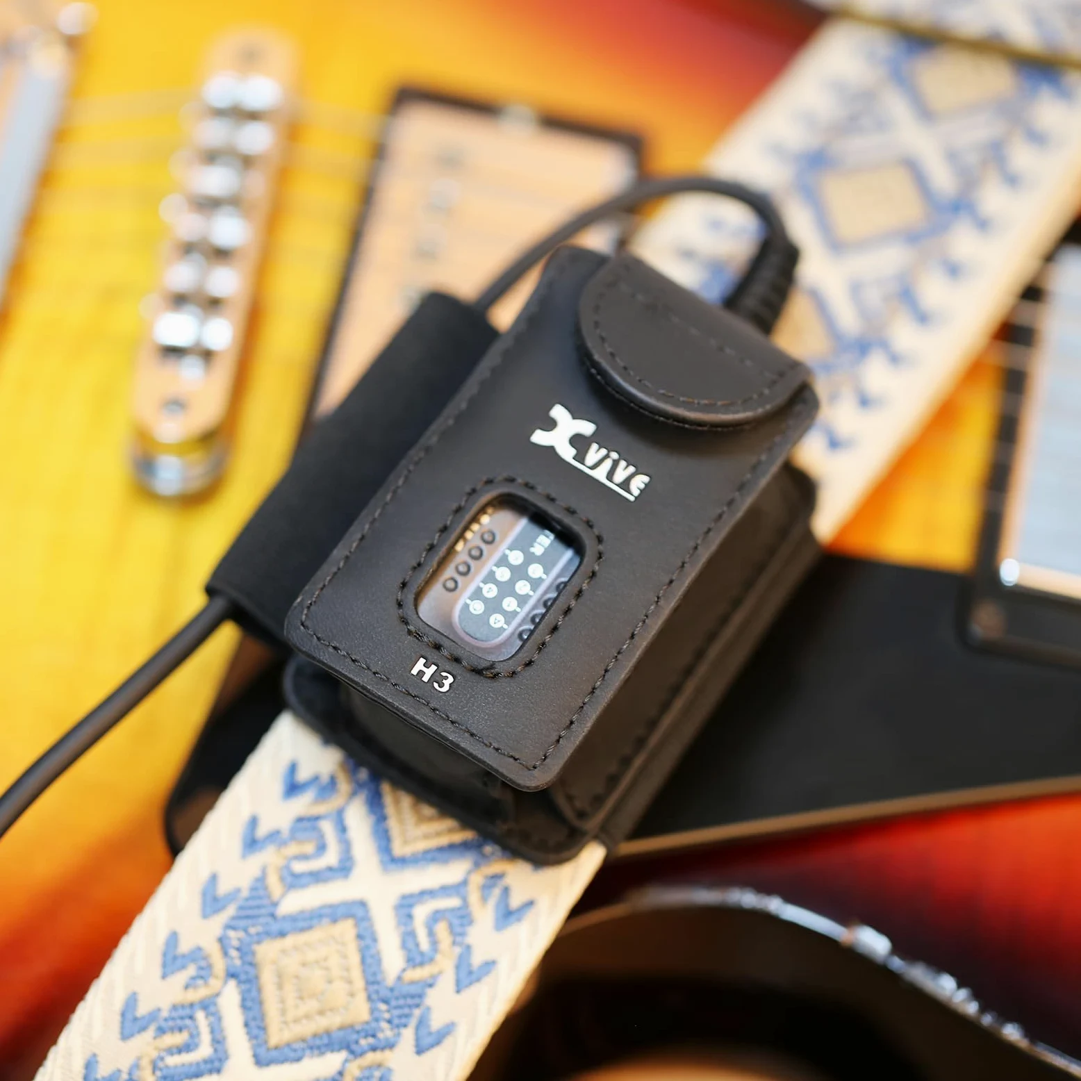 XVive H3 Transmitter Holder for A58 or P58 Guitar Wireless Systems