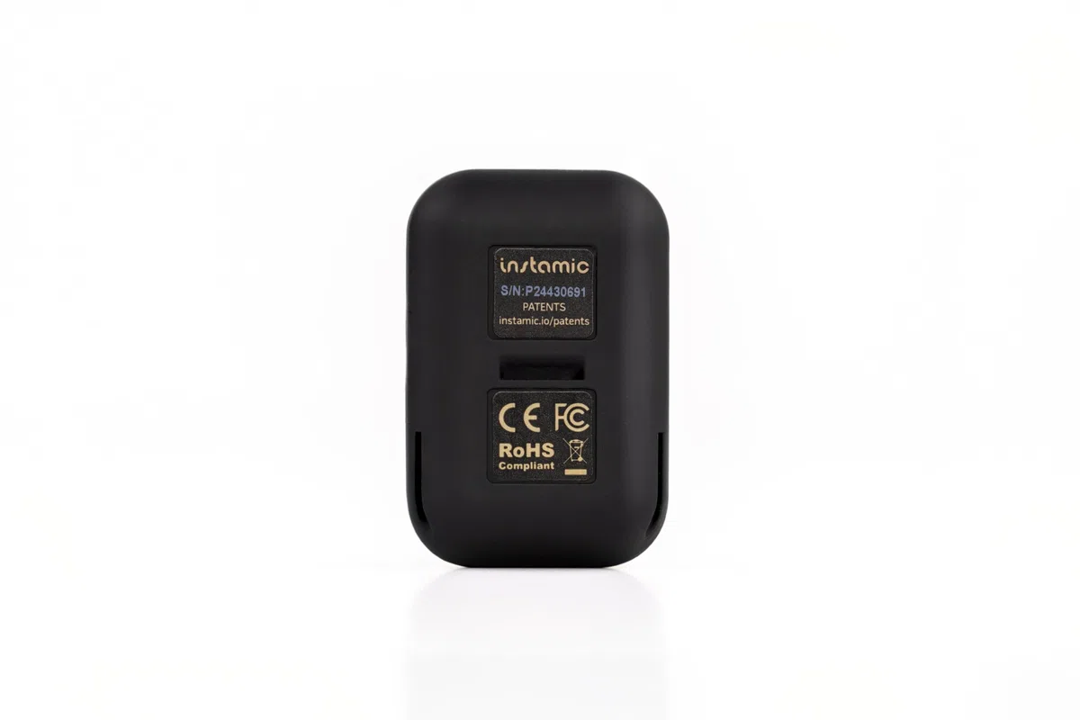 ZOOM Instamic Pro Plus C Stereo, 32-bit Float Wireless Microphone Recorder, kompakter professioneller Audiorecorder, Timecode, Drahtlose Integration mit gängigen Action-Kameras, 16 GB intern, Schwarz